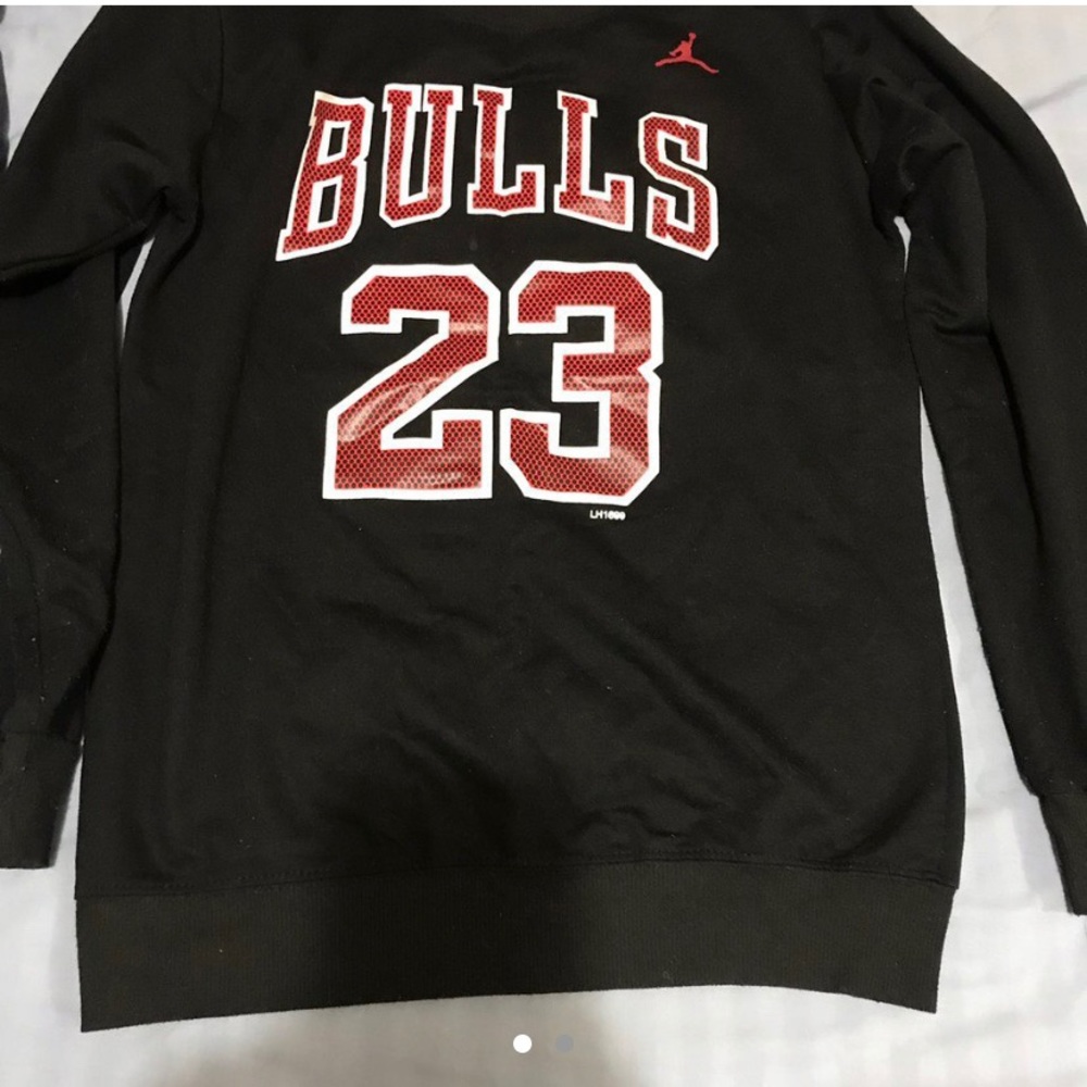 Black Jordan long sleeves